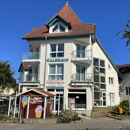 Giovanni - Mit Balkon *